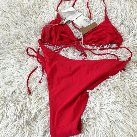 SKIMS RHINESTONE TRIANGLE and TIE BIKINI BOTTOM in Set - Picture 10 of 10